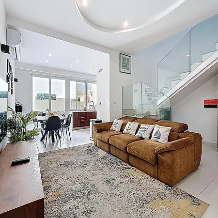 Modern Duplex With Private Pool & Ac Malta Διαμέρισμα *
