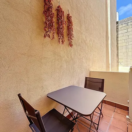 Modern Duplex With Private Pool & Ac Malta Διαμέρισμα